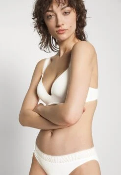 ESPRIT T-Shirt Bh - Off White -Mode Lingerie Winkel 02f98d16f0c54e6a87157e71802a2005