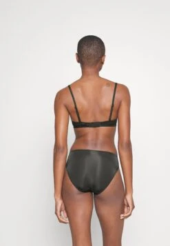 ESPRIT Seasonal Mid Waist Brief 2 Pack - Slip - Black -Mode Lingerie Winkel 03001105dc6f4c449d336a0e526e1e8a