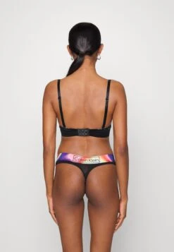 Triumph Vivid Spotlight - Strapless Bh - Black -Mode Lingerie Winkel 0ada6c6edae34039927f019d705b792a