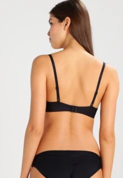 Triumph Body Make Up - T-Shirt Bh - Black 7 Triumph Body Make Up - T-Shirt Bh - Black -Mode Lingerie Winkel 0b3fa0ac8ad449688afcb1cbe466c3d9