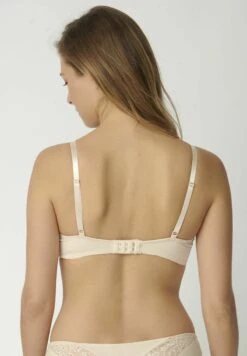 Triumph Vivid Spotlight W - Beugel Bh - Cameo Beige -Mode Lingerie Winkel 0e5ff3fd636949b7a9b214ab94d9df32