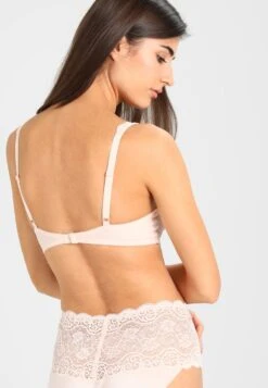 Triumph Amourette - T-Shirt Bh - Orange Highlight -Mode Lingerie Winkel 1f85813e5f2844feb776b60f56a69048