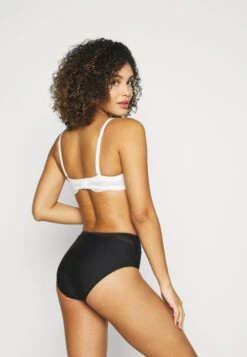 Triumph Modern Maxi - Slip - Black -Mode Lingerie Winkel 307e5d1e9a224e0dadcafe5024af60c1