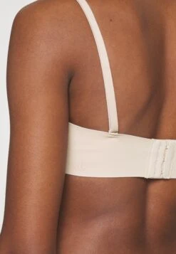 Triumph Flex Smart - Strapless Bh - Soft Praline -Mode Lingerie Winkel 3520b02c3f3a4471a425fb2def0d4818