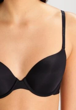 Triumph Body Make Up - T-Shirt Bh - Black 8 Triumph Body Make Up - T-Shirt Bh - Black -Mode Lingerie Winkel 35f858b129514282877ff10e1f6537b7