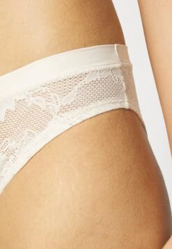 Triumph Smart Deco Brazilian- Slip - Creamy Dream -Mode Lingerie Winkel 3908f60e2a2748cb8a76b5f005e66022