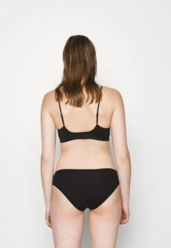 Anna Field Shannon 3 Pack - String -Black 7 Anna Field Shannon 3 Pack - String -Black -Mode Lingerie Winkel 3c1fe057098f4b4eac7b088b1205d5c4