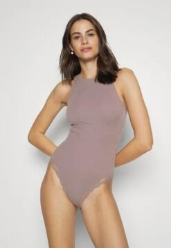 Triumph Natural Spotlight - Body - Pigeon Grey -Mode Lingerie Winkel 415bdc4f918e469ab0230fcc3abc4222