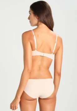 Triumph Make-Up Essentials Minimizer - Shapewear - Nude Beige -Mode Lingerie Winkel 51059448527a443eaf32e5835cda37d6