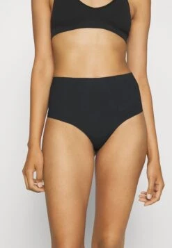 Chantelle Smooth Comfort High Waist Thong - String - Black