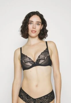 Chantelle Orangerie Dream Plunge Bra - Beugel Bh - Black
