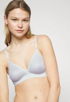 Triumph Fun - Triangel Bh - White -Mode Lingerie Winkel 6300ab9f29fc4e629ad98ad5948a9402