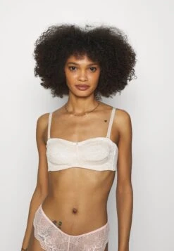 Triumph Amourette Charm - Strapless Bh - Creamy Dream