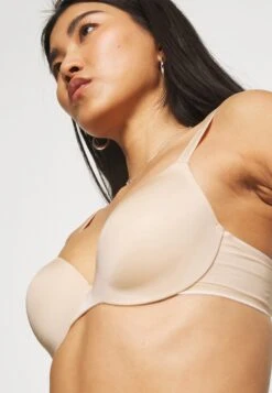 Chantelle Essentiall - T-Shirt Bh - Beige Doré -Mode Lingerie Winkel 77c53a2b8f1f45c18b62d332886a0083