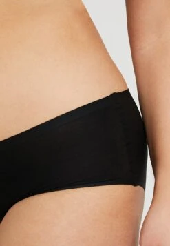 Chantelle Plus Softstretch Shorty - Shapewear - Black -Mode Lingerie Winkel 7a84bca30b1948a0bc73498f641b4a49