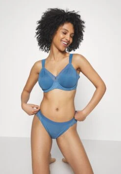 Triumph Slip - Liberty Blue -Mode Lingerie Winkel 7cf89a5e5de044e4b497878caedcd90c
