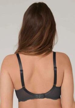 Triumph Minimizer Bh W Ex - Beugel Bh - Anta -Mode Lingerie Winkel 85c839613ce94b35a978ee326af6e449