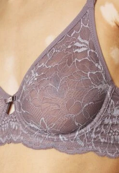 Triumph Amourette Charm Conscious- Beugel Bh - Taupe -Mode Lingerie Winkel 8ce3a9a89fa346d791ee55304ededaa6