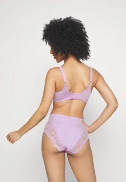 Triumph Ladyform Soft - Beugel Bh - Sweet Crocus -Mode Lingerie Winkel 8e30582d9b6647e88eddc94ab7faedbe