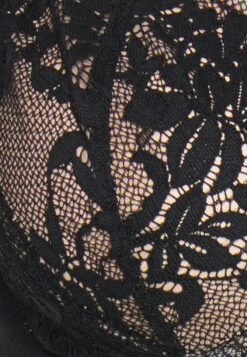 ESPRIT Seasonal The Temting Fit High Apex - Beugel Bh - Black -Mode Lingerie Winkel 90e73caabdb44b17b04595b77c18fec3