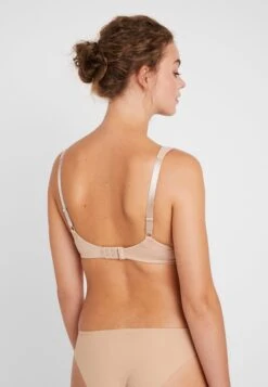 Triumph True Shape Sensation - T-Shirt Bh - Smooth Skin -Mode Lingerie Winkel 97d5dcca61cd41f18e55470d0c7df0bd