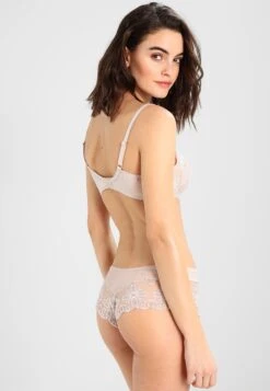Chantelle Champs Elysees - Beugel Bh - Dune -Mode Lingerie Winkel 9ada1c606345425b8d1c7727fb5ad800