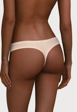 Chantelle String - Beige 6 Chantelle String - Beige -Mode Lingerie Winkel 9bf406faa9b548e7b54703b1e5a77671