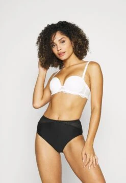 Triumph Modern Maxi - Slip - Black -Mode Lingerie Winkel a959c8d45f44456399c81b256298b8b2