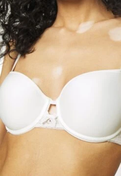 Chantelle Alto Aussenträger- Voorgevormde Bh - Milk -Mode Lingerie Winkel adbfb71058f041ff84c49481b49afcb0