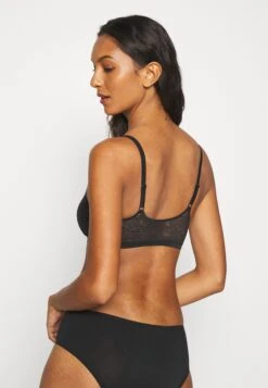 Chantelle Bustier - Black 10 Chantelle Bustier - Black -Mode Lingerie Winkel b37b5925752042bc94ec66cd504ea2bf