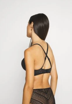 Triumph Fit Smart - Bustier - Black -Mode Lingerie Winkel b692f156b94046a0aa1dc0ee857babe0