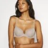 ESPRIT Feminine Sexy Padded Bra - Beugel Bh - Light Taupe