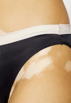 ESPRIT Colorblock Mini Brief - Slip - Black 11 ESPRIT Colorblock Mini Brief - Slip - Black -Mode Lingerie Winkel c3a2d0b9fdbb4697b1c2b6120f48ea35