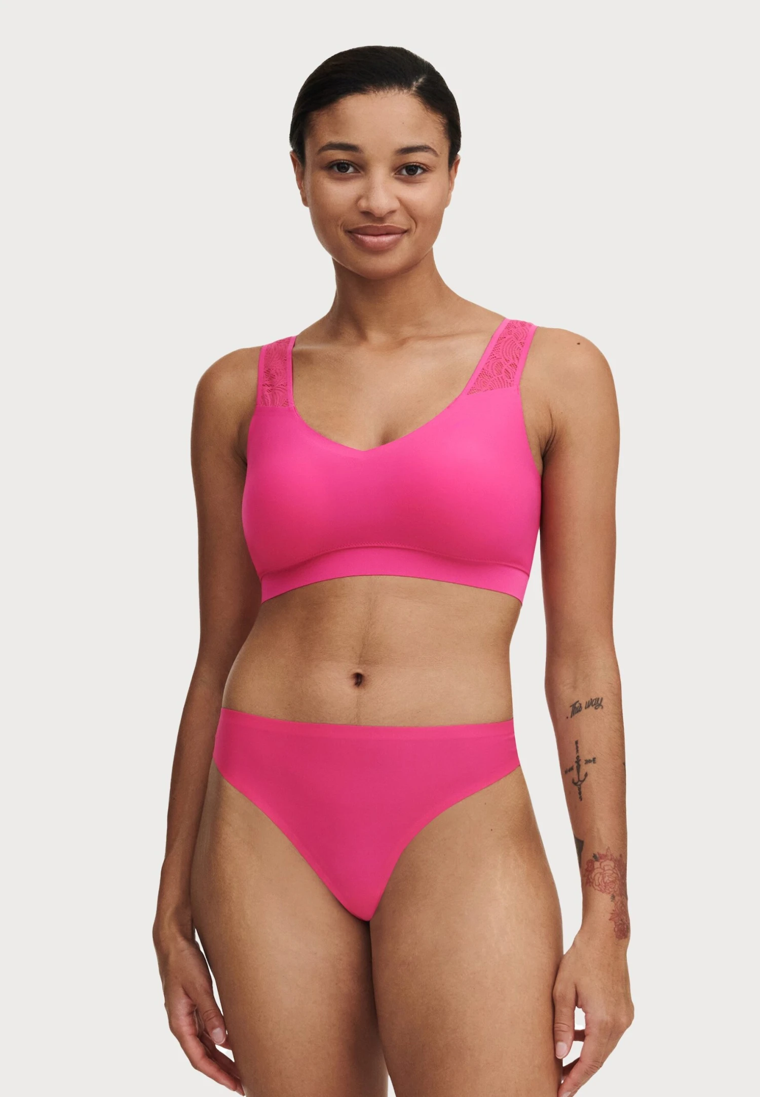 Chantelle Thong - String - Pink Fuchsia 2 Chantelle Thong - String - Pink Fuchsia - Afbeelding 2