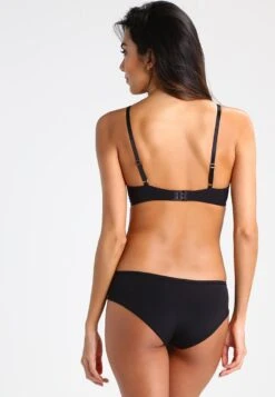 Triumph Body Make-Up Essent W - Beugel Bh - Black -Mode Lingerie Winkel ca6f8b84bf6b4b5dbda160199a310267