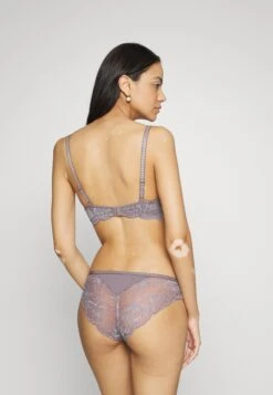 Triumph Amourette Charm Conscious- Beugel Bh - Taupe -Mode Lingerie Winkel cb5ad800098444f09c4999cff7706b26