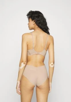 Triumph Flex Smart Maxi - Slip - Soft Praline -Mode Lingerie Winkel d815cf4cf5934da69ca27df10011ab6a