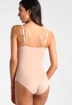 Triumph True Shape Sensation - Body - Nude -Mode Lingerie Winkel dda89ab0dc9d4b9fba5db9f49baac4dd