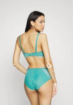 Triumph Amourette Charm Conscious- Beugel Bh - Topaz -Mode Lingerie Winkel de9bea5f7c3f4cfe80f7738bdd229750