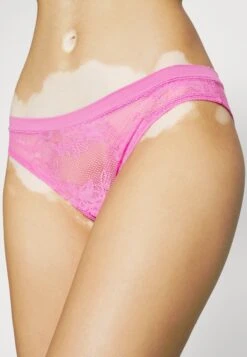 Triumph Smart Deco Brazilian- Slip - Flash Pink -Mode Lingerie Winkel e03968ea29774c989dd14ecf5b82f40f