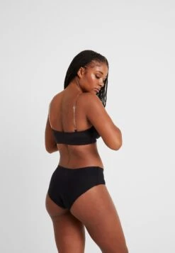 Chantelle Softstretch Shorty 3 Pack - Onderbroeken - Black -Mode Lingerie Winkel e29415f07a324f4aa6ebe379f108c6d4