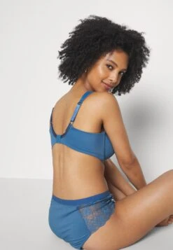 Triumph True Shape Sensation - Beugel Bh - Liberty Blue 12 Triumph True Shape Sensation - Beugel Bh - Liberty Blue -Mode Lingerie Winkel e9d89c99c202407f929c8e49ac9c3652
