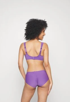Triumph Essential Minimizer- Shapewear - Purple Rain -Mode Lingerie Winkel ec832ade058c484a9257fb241f1b875f