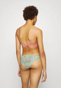 Triumph Amourette Charm Pure Brazilian - Slip - Absinthe -Mode Lingerie Winkel eea51aeb2b3048dc8a17cdd255092650