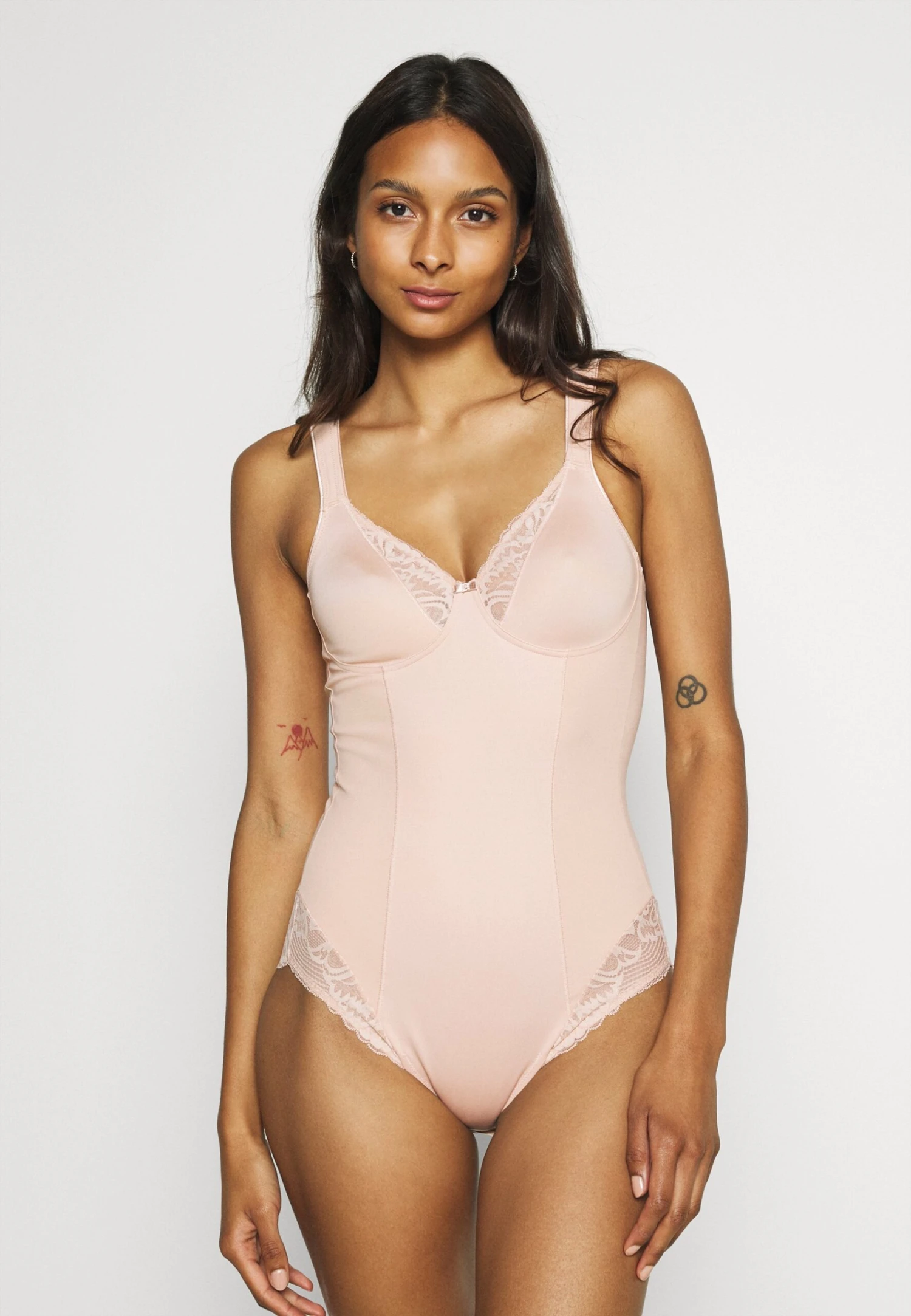 Triumph Modern - Body - Nude 1 Triumph Modern - Body - Nude